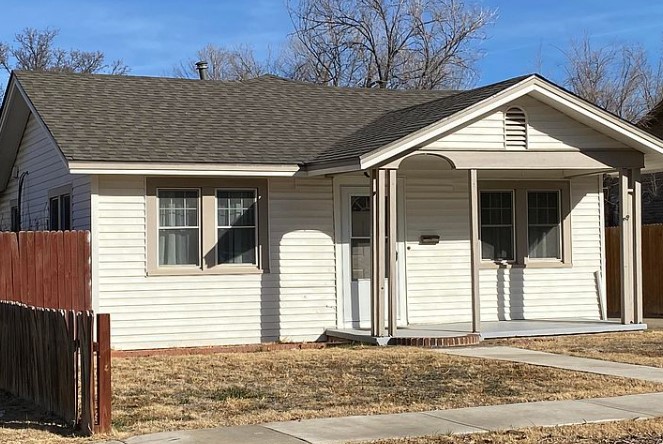 A house at 4214 W 11th Ave, Amarillo, TX 79106