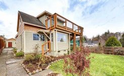 1120 W 7th St, Port Angeles, WA 98363