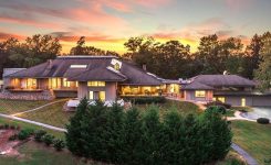 240 S Crest Rd, Chattanooga, TN 37404